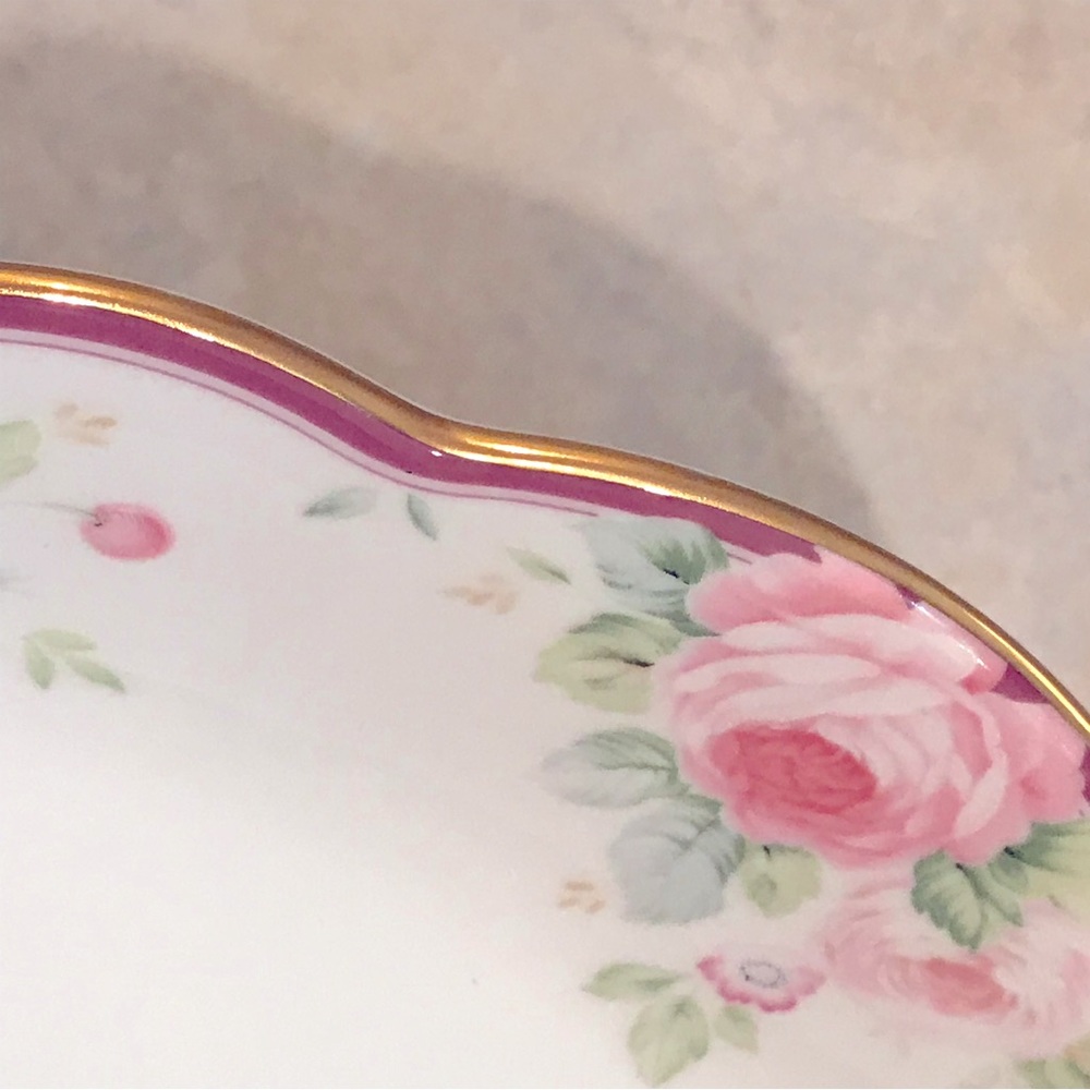 Mikasa Wellington Cake Plate FX013 Rosemead Scalloped Gold Rim Pink Roses Fruit - Picture 5 of 6